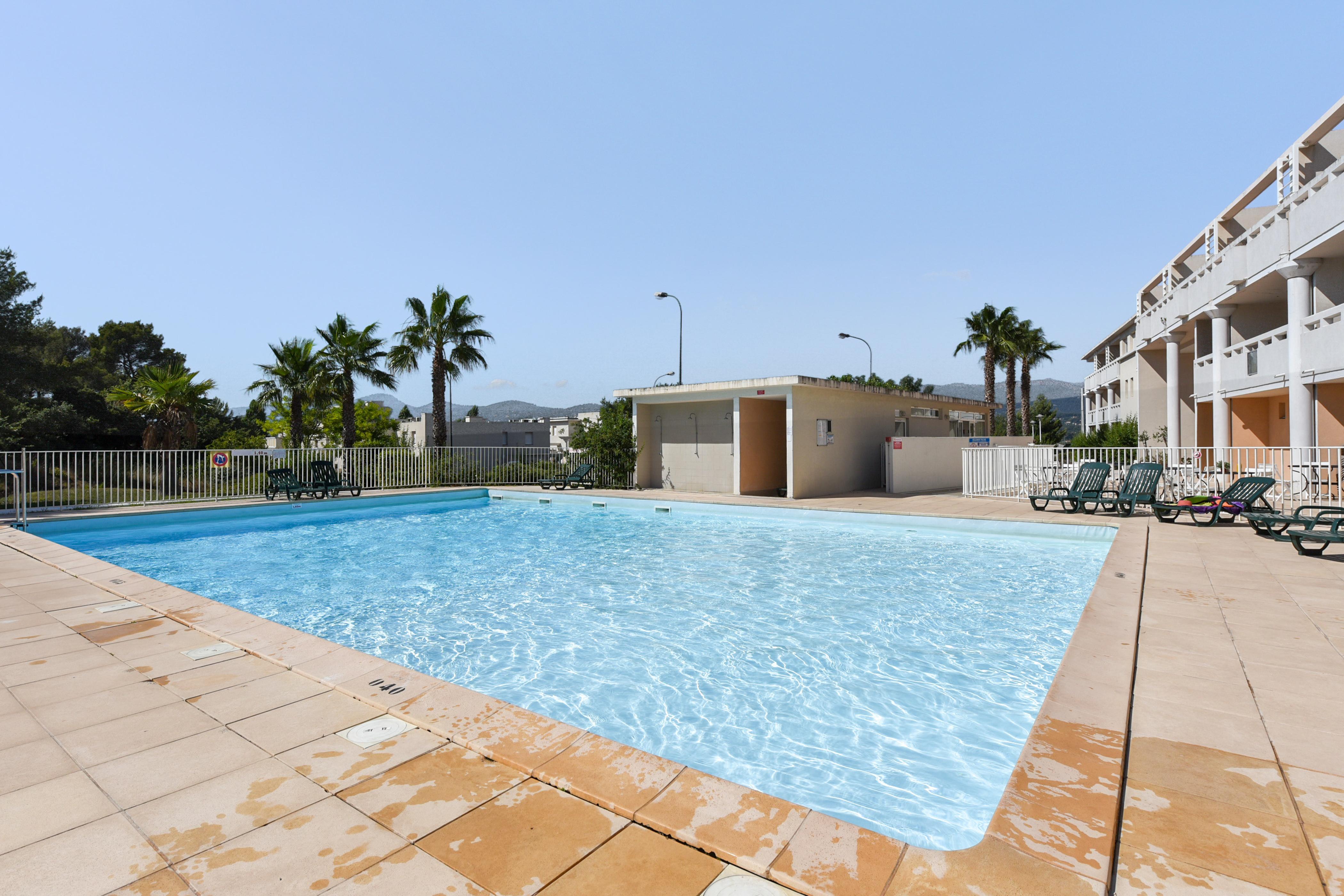 Comfort Aparthotel Six-Fours Six-Fours-les-Plages Buitenkant foto