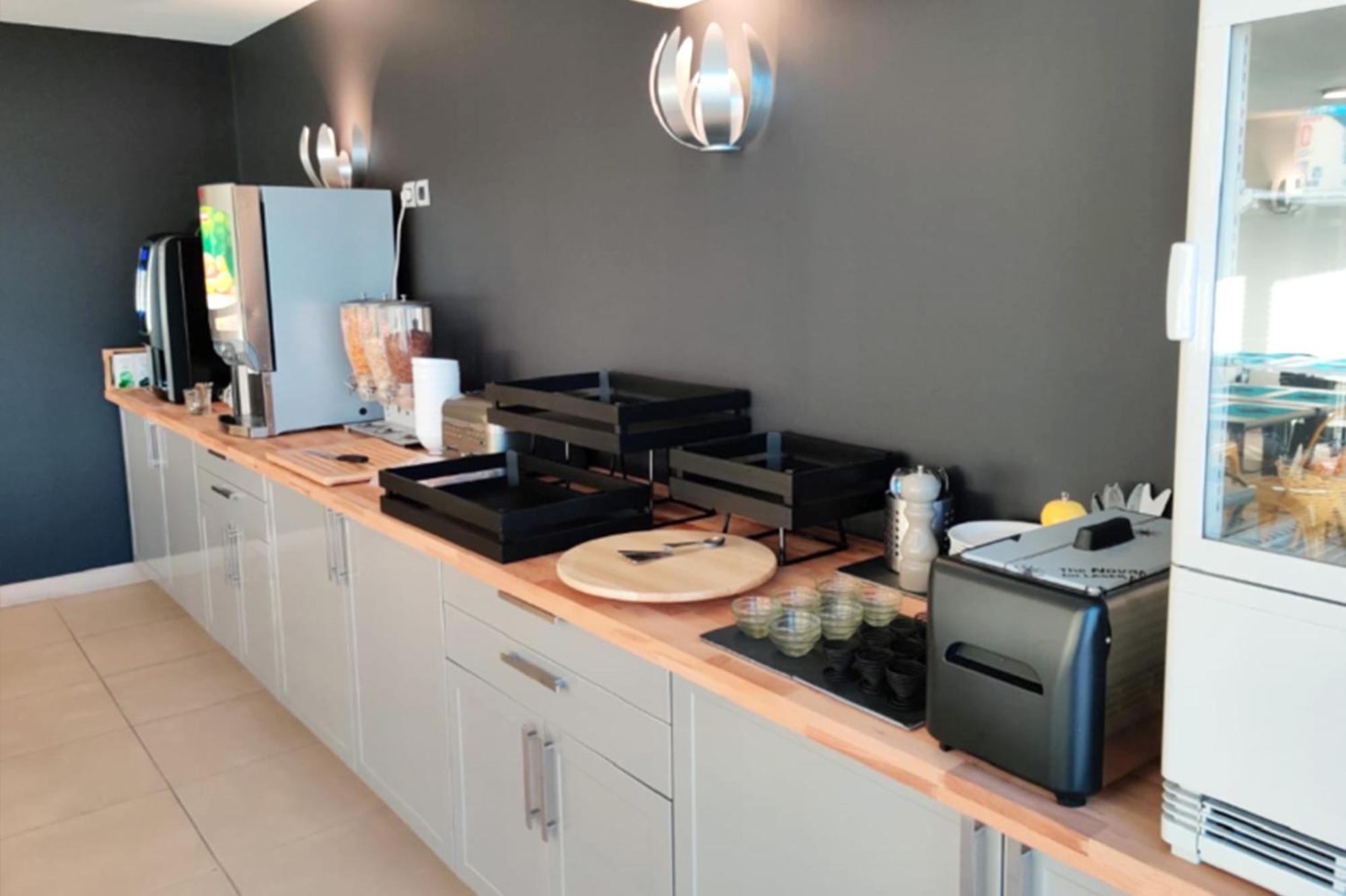 Comfort Aparthotel Six-Fours Six-Fours-les-Plages Buitenkant foto