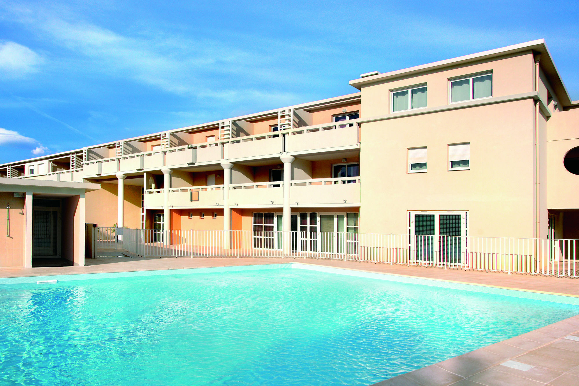 Comfort Aparthotel Six-Fours Six-Fours-les-Plages Buitenkant foto