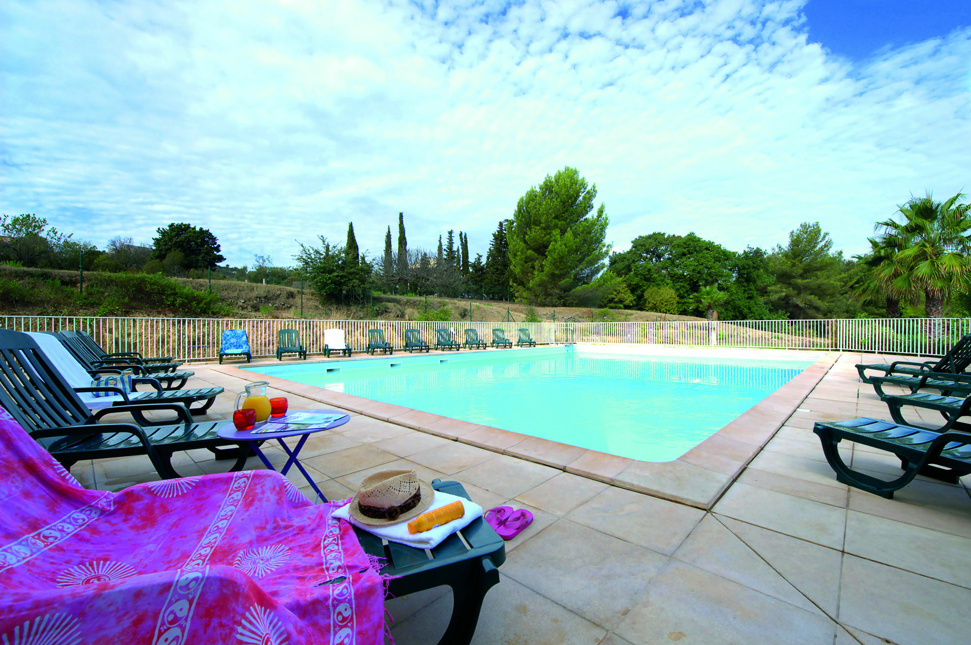 Comfort Aparthotel Six-Fours Six-Fours-les-Plages Buitenkant foto