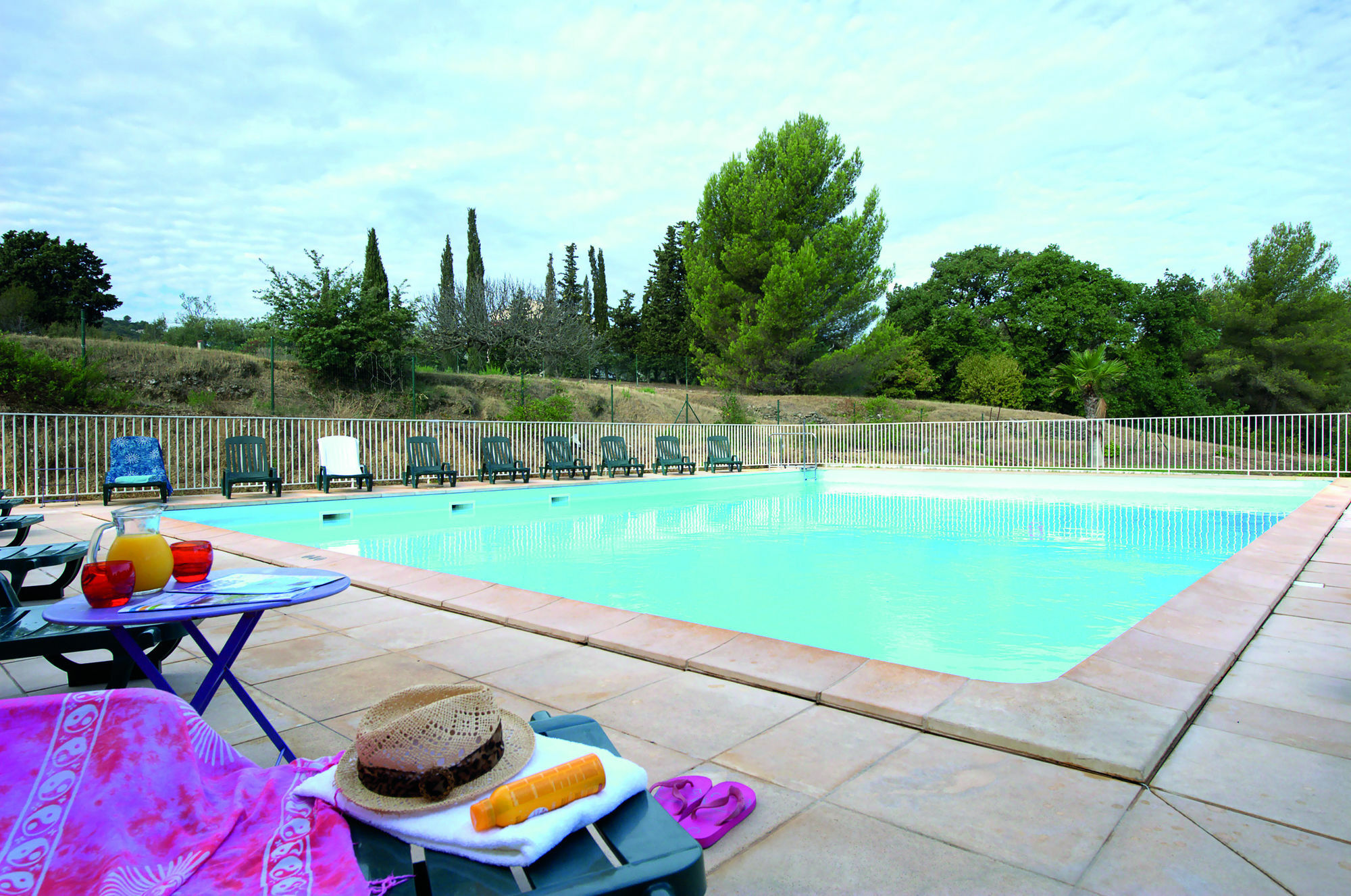 Comfort Aparthotel Six-Fours Six-Fours-les-Plages Buitenkant foto
